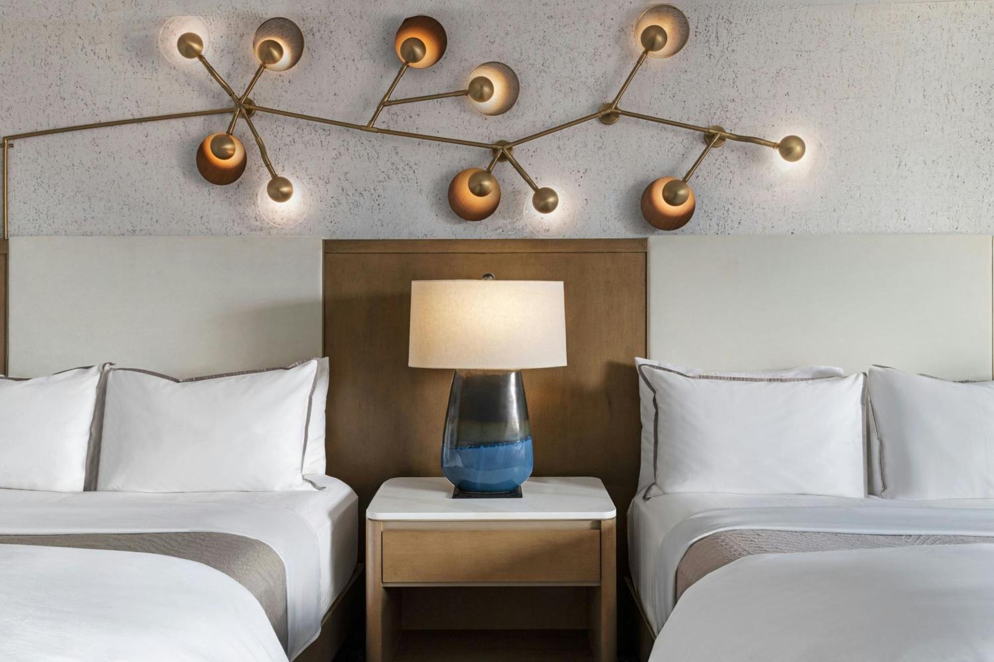 Grand Deluxe Queen Room with Two Queen Beds and Roll-in Shower - Mobility and Hearing Accessible